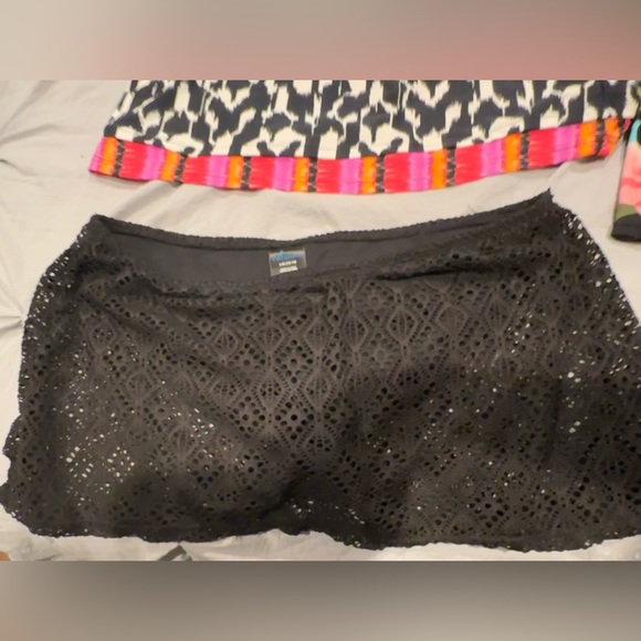 Beach Diva Plus tankini top size 16 with women’s size 14 bottomed skirt - Picture 7 of 7